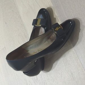 Salvatore Ferragamo Black Patent Leather Pumps Size 7